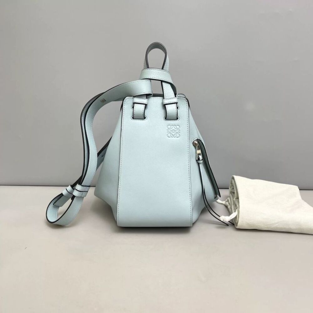 Loewe Women Pre-Loved Bag Very Good Condition